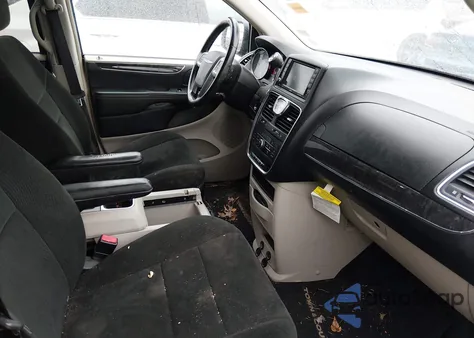 2012 Chrysler Town & Country Touring from USA, damaged, VIN 2C4RC1BG1CR164625